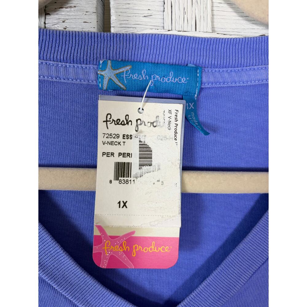 Fresh produce women’s T-shirt V-neck, St. Thomas shells coastal plus size ￼ - Picture 5 of 11